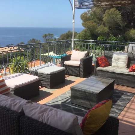Elisabeth Saint-raphael Saint-Raphaël